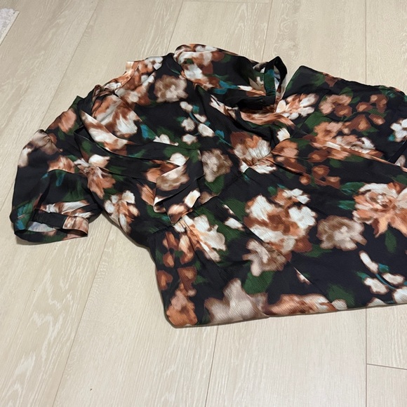 Julia Jordan Floral Midi Dress - Black, Brown, Green - Picture 9 of 10